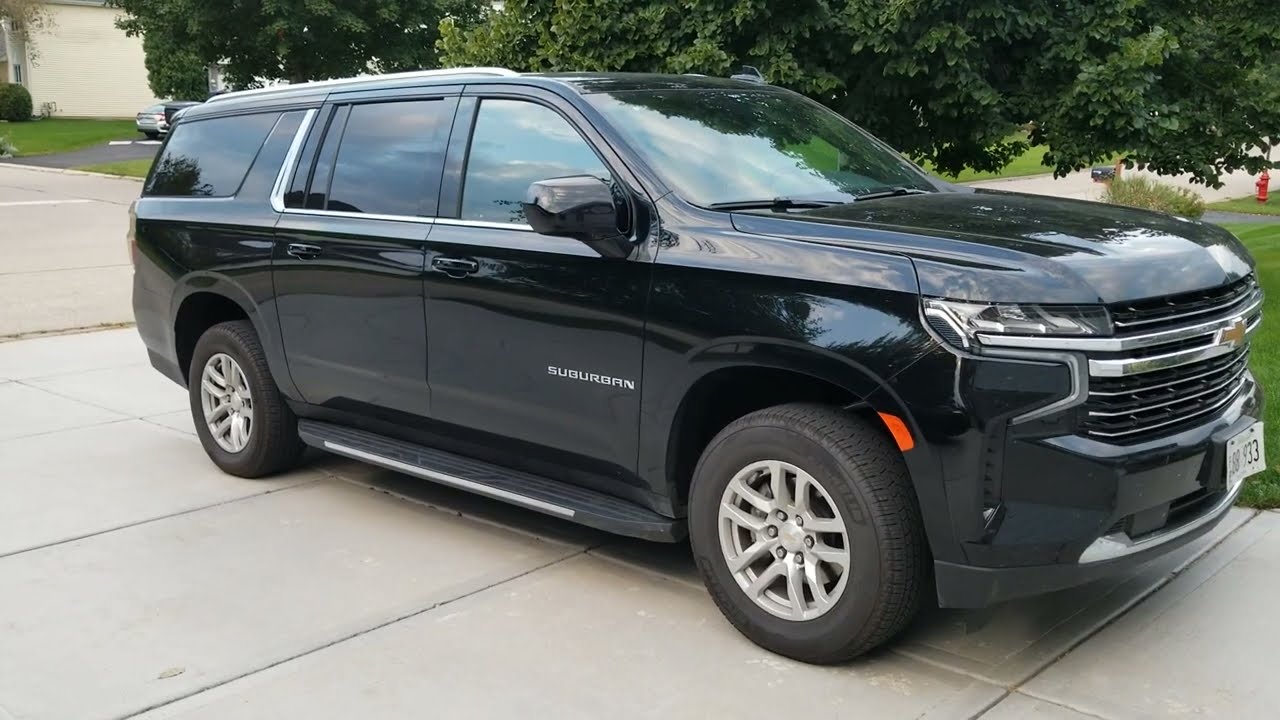 how long is a suburban in feet